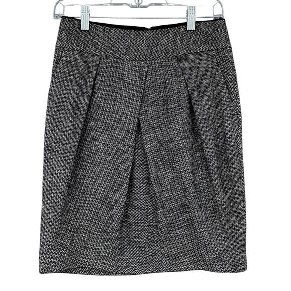Banana Republic Black & White Wool Blend Herringbone Pleated Pencil Skirt Size 0 - Picture 1 of 7